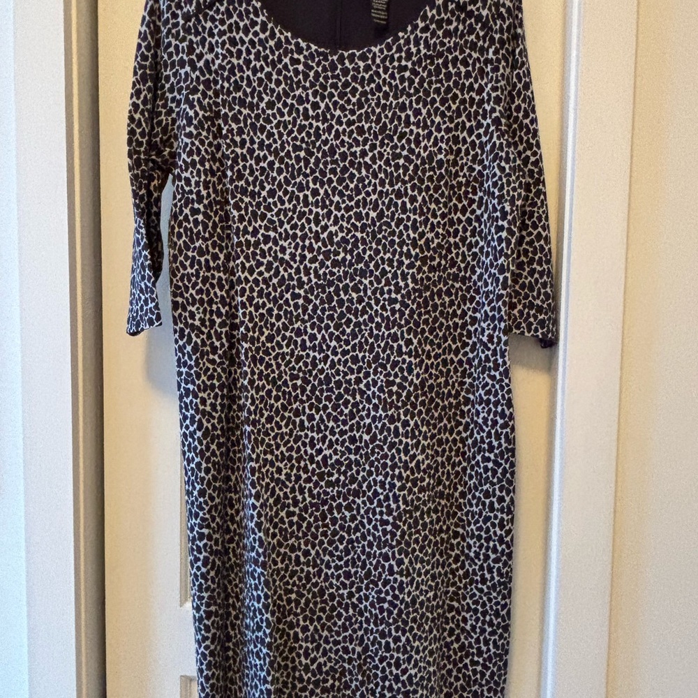Black and white print dress